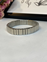 Aura silver