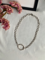 Oval choker