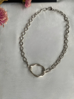 Oval choker