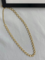 Classy glam neck 